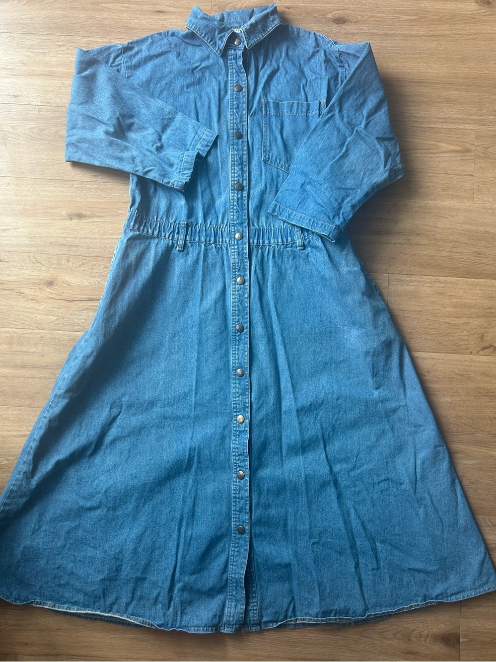True Vintage VTG 80s Blue Denim Midi Shirt Dress Snap Front Prairie Western Sz M